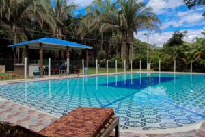 Finca ra&iacute;z y fincas vacacionales cerca de Bogot&aacute;