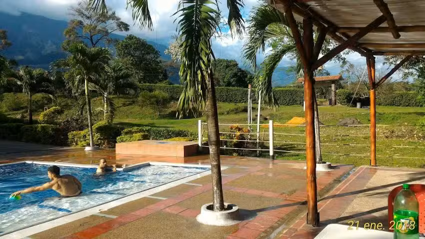 FINCA TURISTICA LAS PALMITAS