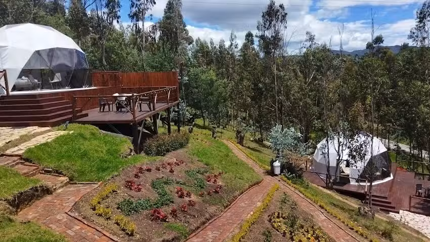 Golden Glamping Guatavita