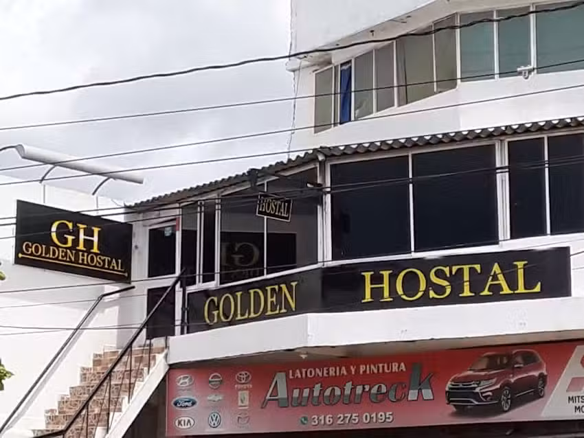 Golden Hostal