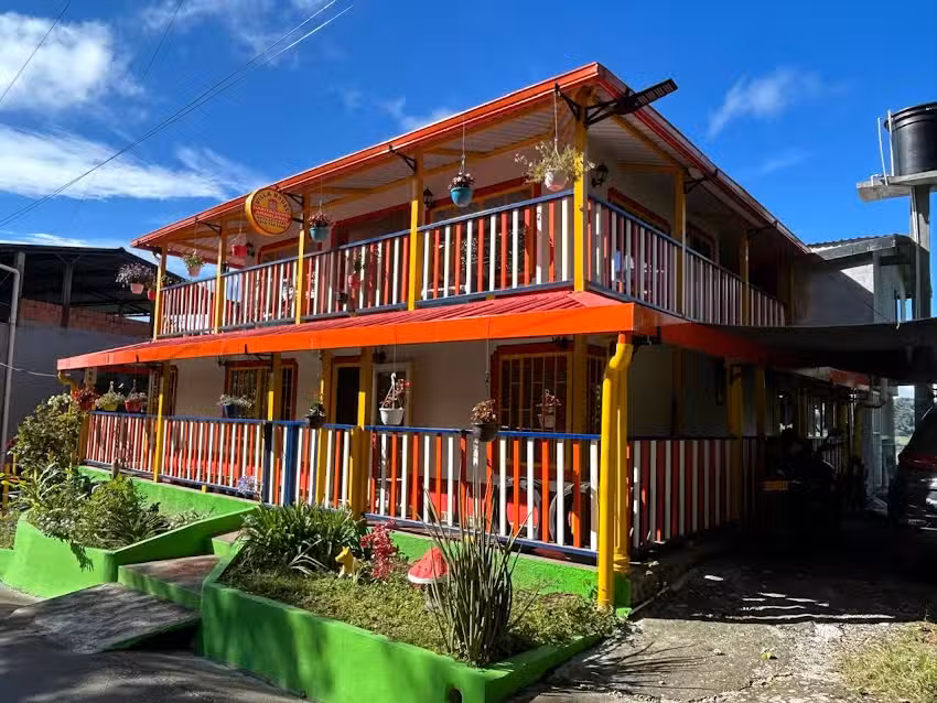 Habitaciones Amobladas Villa Rouss