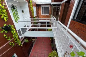 H&aacute;bitat Hospedaje hotel, habitaciones econ&oacute;micas, la esmeralda, Bogot&aacute;. Habitaciones cerca al CAN.