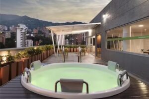 Hampton by Hilton Medell&iacute;n