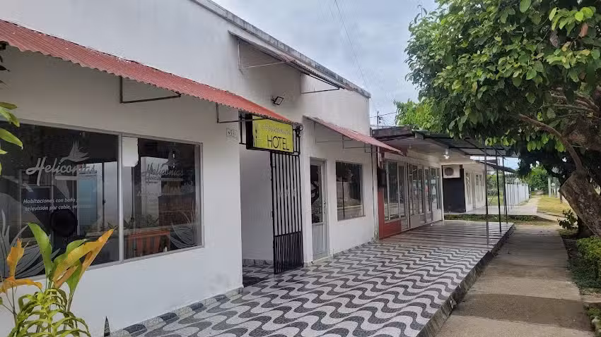 Heliconias Hotel PASAyKcha