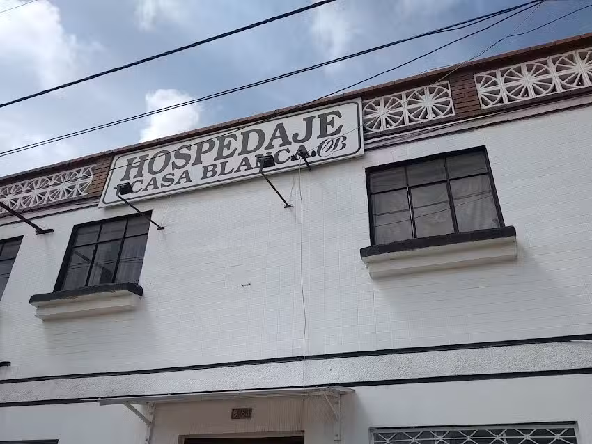 Hospedaje Casa Blanca