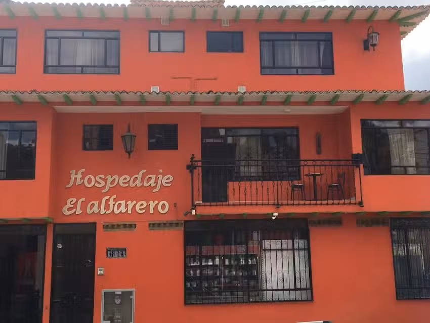 Hospedaje El Alfarero R&aacute;quira