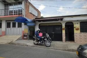 Hospedaje el Peregrino y Parqueadero