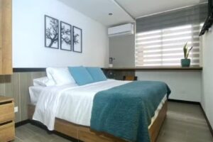 💥​ Hospedaje en Cali | Turquesa 208 | Apto Airbnb en El Pe&ntilde;on | Cerca de San Antonio |⭐⭐⭐⭐⭐|