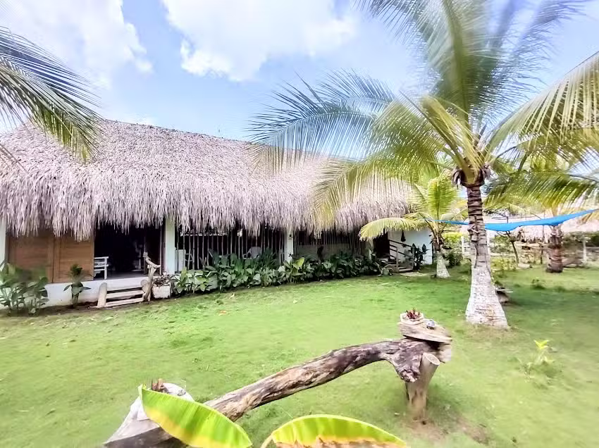 Hospedaje La Casa Blanca