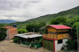 HOSPEDAJE Los Mamones