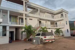 Hospedaje y restaurante Lubricantes Villa Silvestre