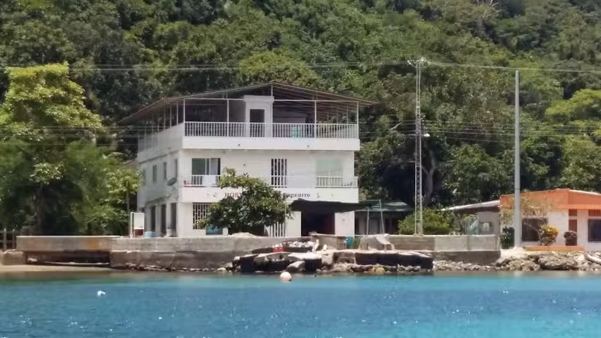 Hostal Bahia Sapzurro