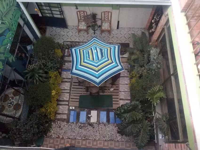 Hostal Caf&eacute; San Bernabe