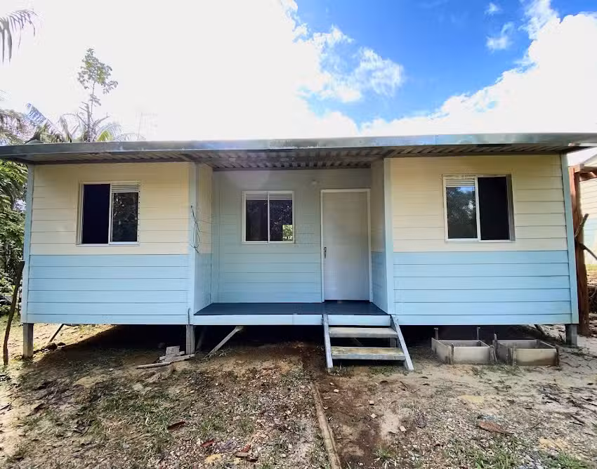 Hostal & Camping La Sinarena