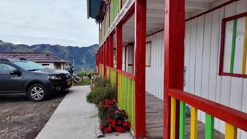 Hostal el Paraiso y Naturaleza