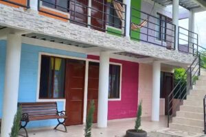 Hostal La Casa Rosada