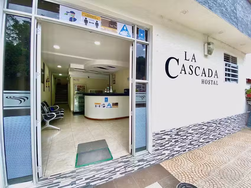 HOSTAL LA CASCADA