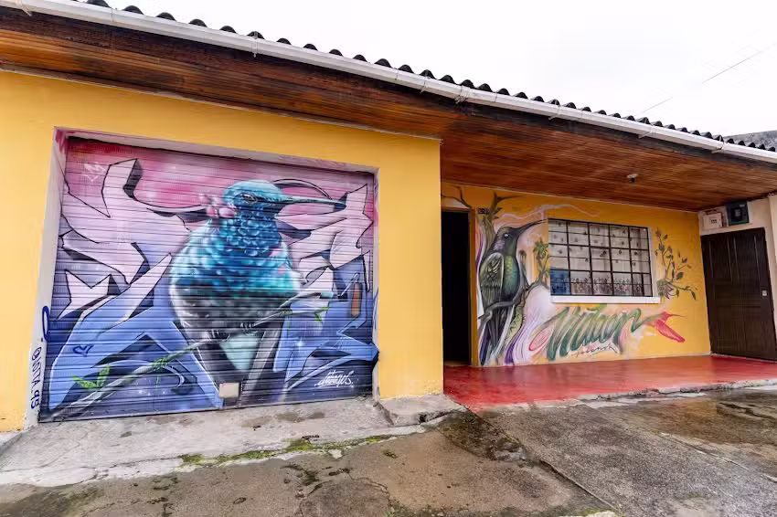 Hostal Mama Julia &ndash; Sede Casa Colibr&iacute; &ndash; Hostal La Tulpa de Mama Julia Cuar&aacute;n