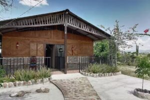 Hostal Noches De Saturno