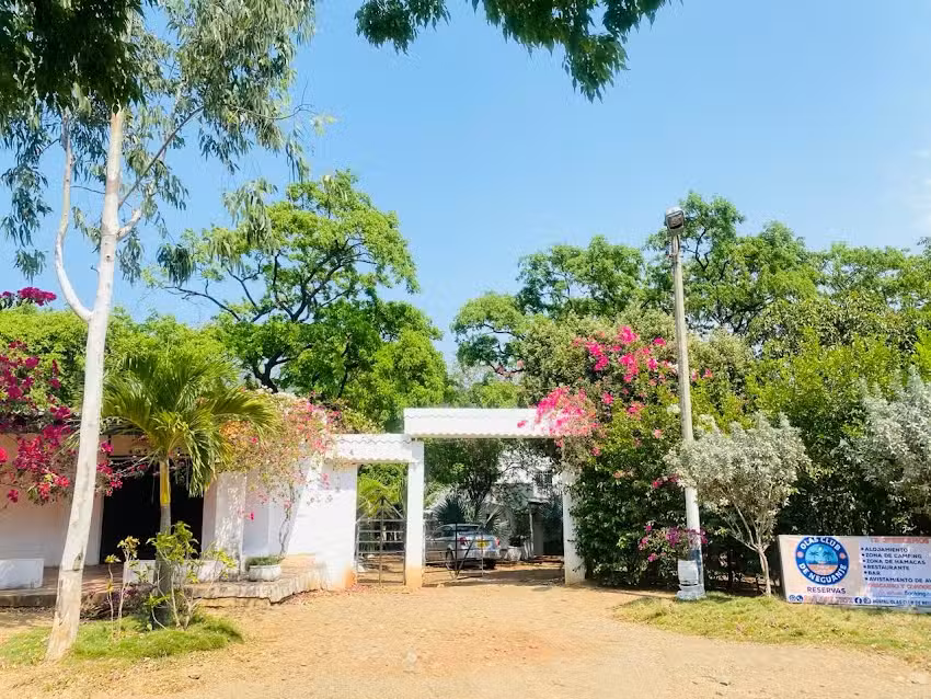 Hostal OLAS CLUB DE NEGUANJE &ndash; TAYRONA