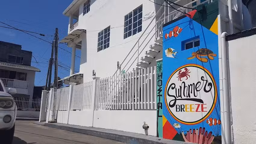 Hostal Summer Breeze