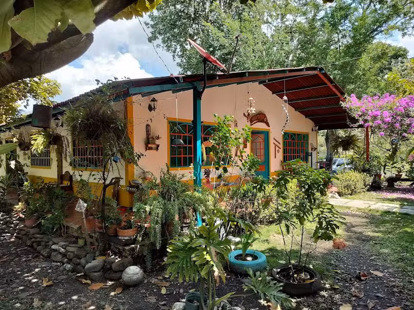 Hostal Villa Sof&iacute;a, Hotel Campestre en &Uacute;tica