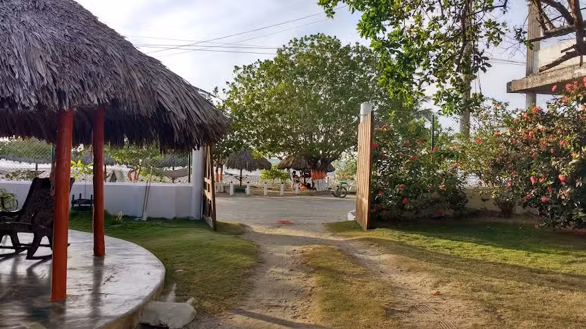 Hostal y Camping Yolimar