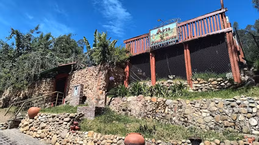 Hostel Arte Sin Fronteras