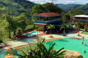 Hoster&iacute;a Yakutour San Rafael