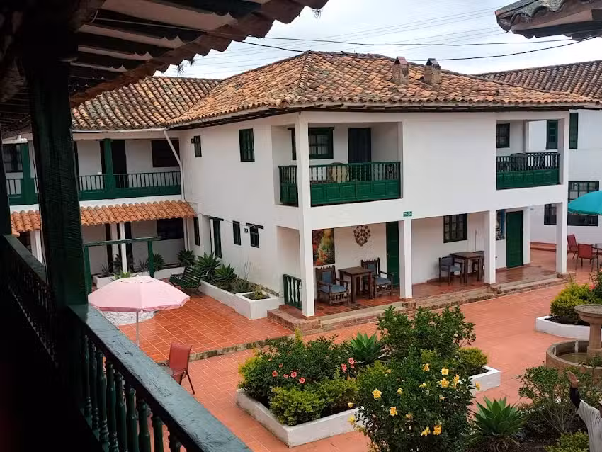 Hotel Abahunza by santuario