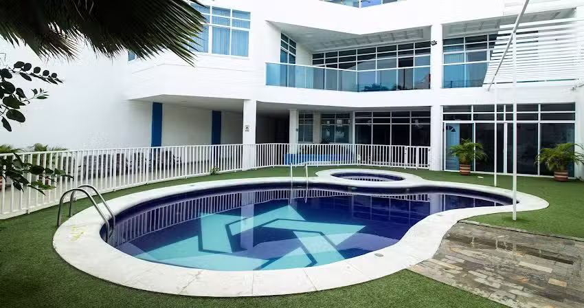 Hotel Abi Inn By GEH Suites