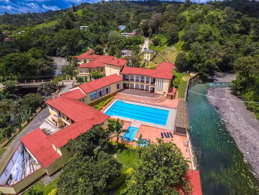 Hotel Aguablanca