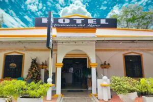 Hotel Amanecer Del Llano