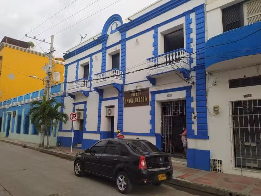 Hotel Andalucia Inn Santa Marta