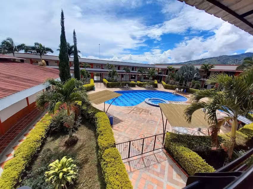 Hotel Balcones de La Pradera