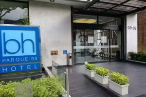 Hotel bh Parque 93