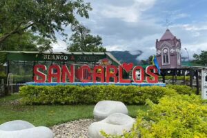 Hotel Blanco & Negro