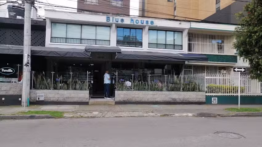 Hotel Blue House Corferias