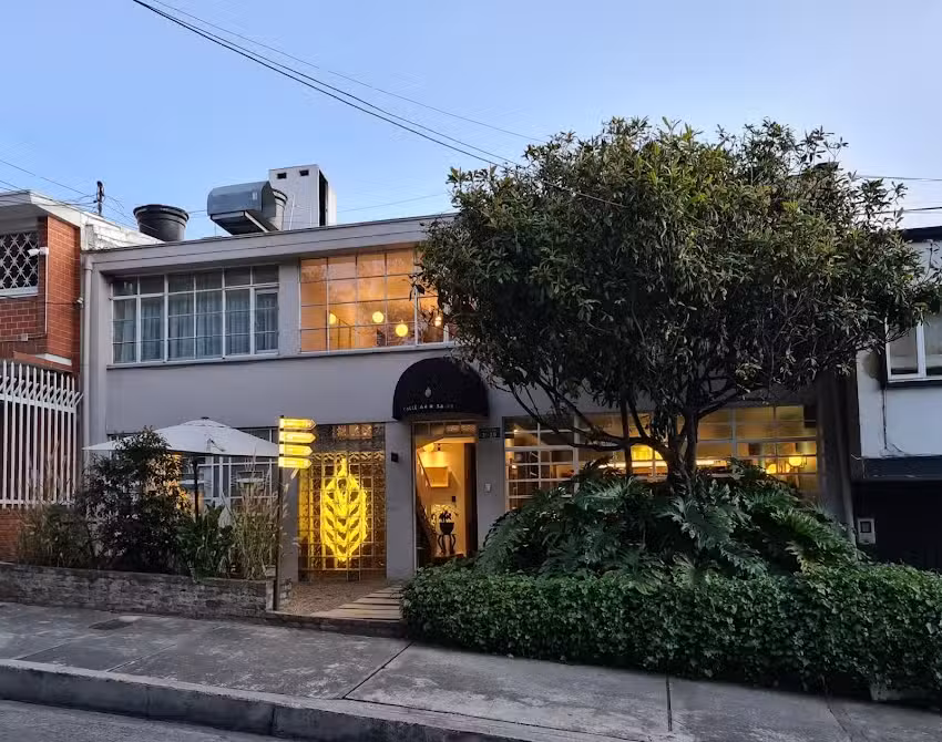 Hotel boutique y restaurante vegetal Casa Lėlytė