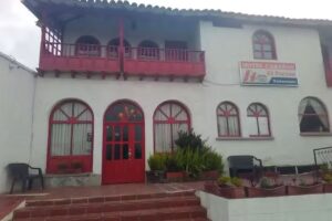 Hotel Caba&ntilde;as El Port&oacute;n