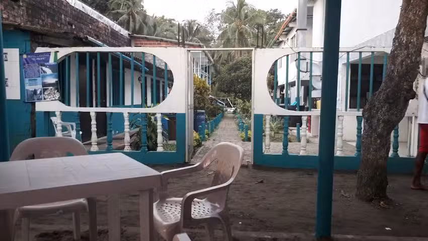 Hotel Caba&ntilde;as El Profe