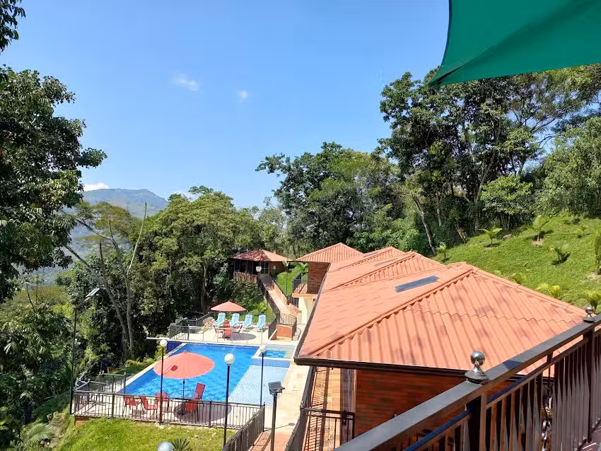 Hotel caba&ntilde;as villa paz D F la vega cundinamarca