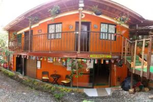 Hotel California caba&ntilde;as