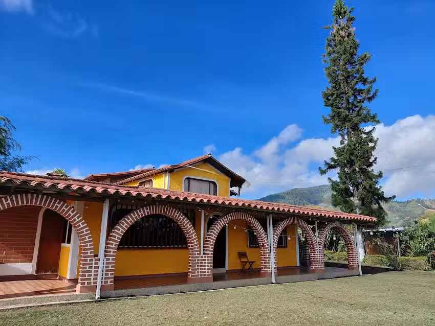 Hotel Campestre Alto de Sion