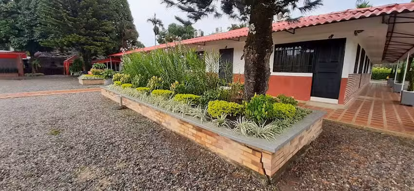 Hotel Campestre La Embajada Llanera