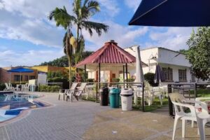 HOTEL CAMPESTRE LA VEGA INN