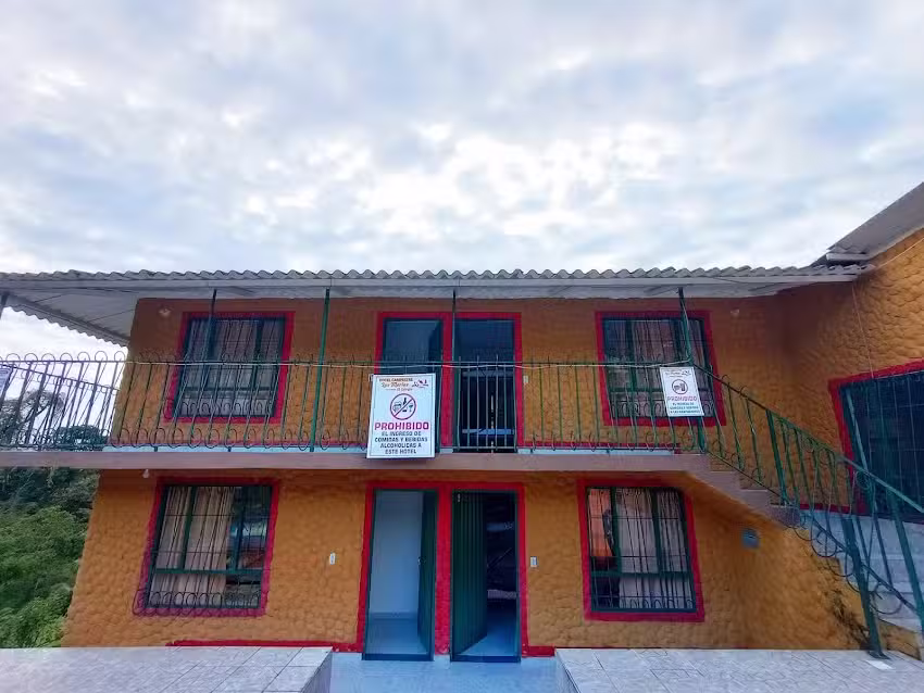 Hotel Campestre Las Marias El Colegio