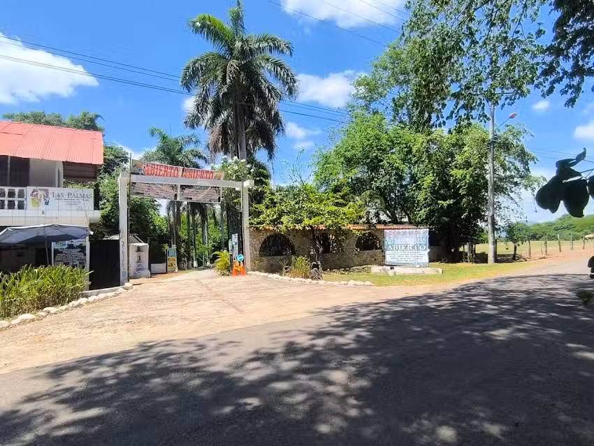 Hotel Campestre Las Palmas Girardot