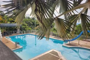 Hotel Campestre Villa la Uni&oacute;n | Finca en mesitas | Alquiler vacacional | Eventos | Piscina