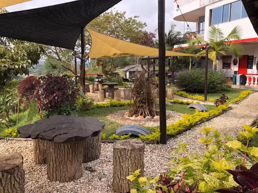 Hotel campestre y cerveceria Flor de la Canela